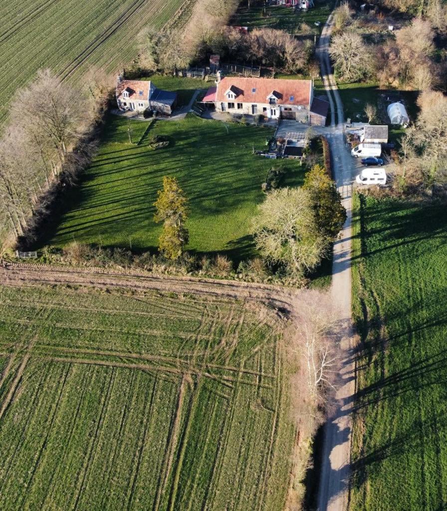 Ferme De Noyes Bed and Breakfast Sourdeval Buitenkant foto